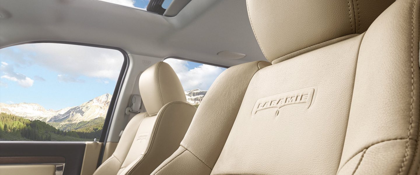 Ram 1500 Classic Laramie seats